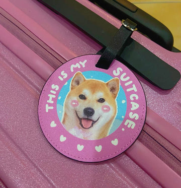 Customer luggage tag photo